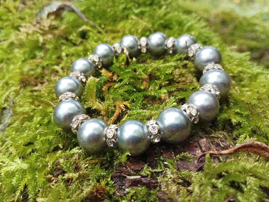 Vintage Faux Pearl Diamante Bracelet: Silver Rhinestone Elastic Jewelry