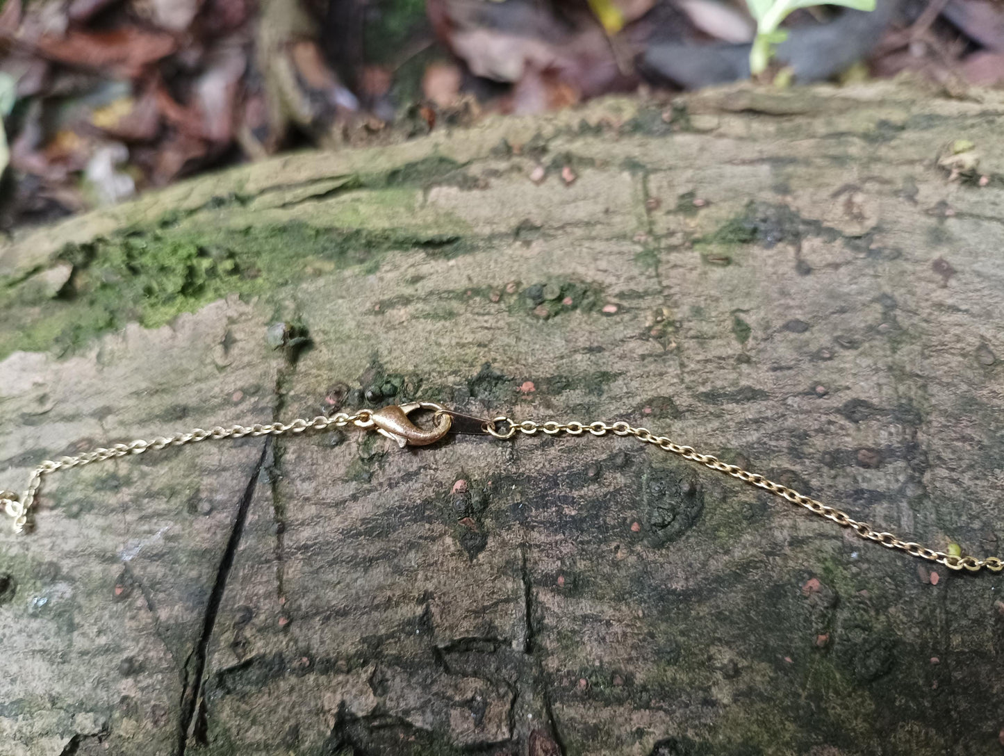 Gold Plated Single Pearl Necklace: Dainty XO Style Chain