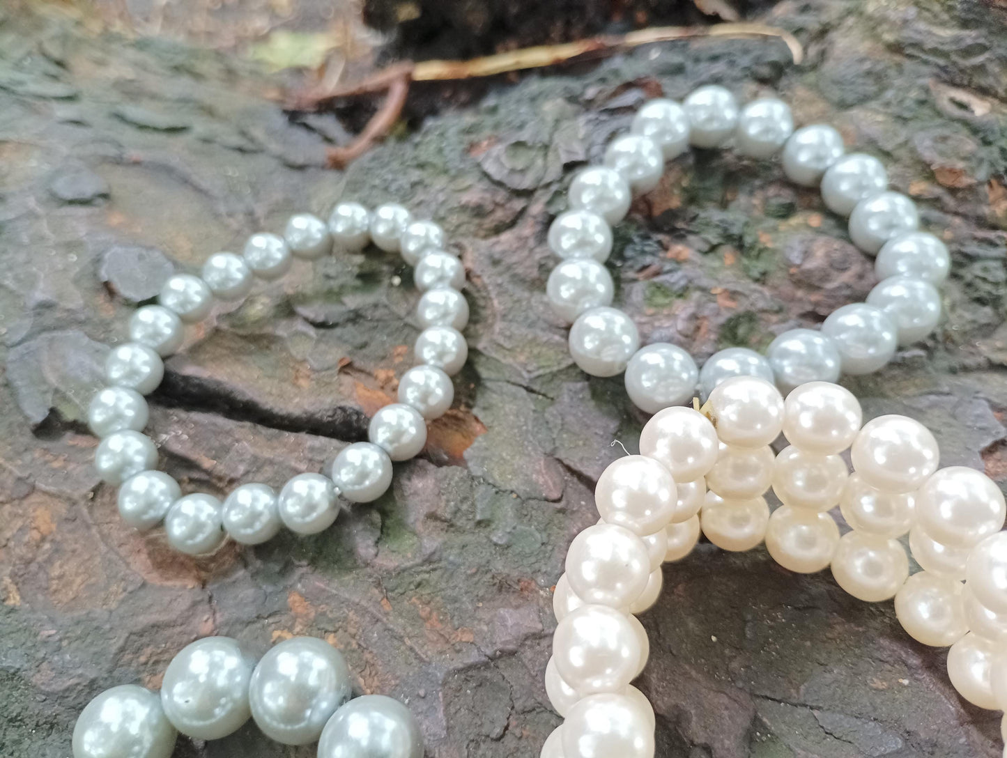Vintage Faux Pearl Bracelet Bundle: Elasticated Beaded Jewelry