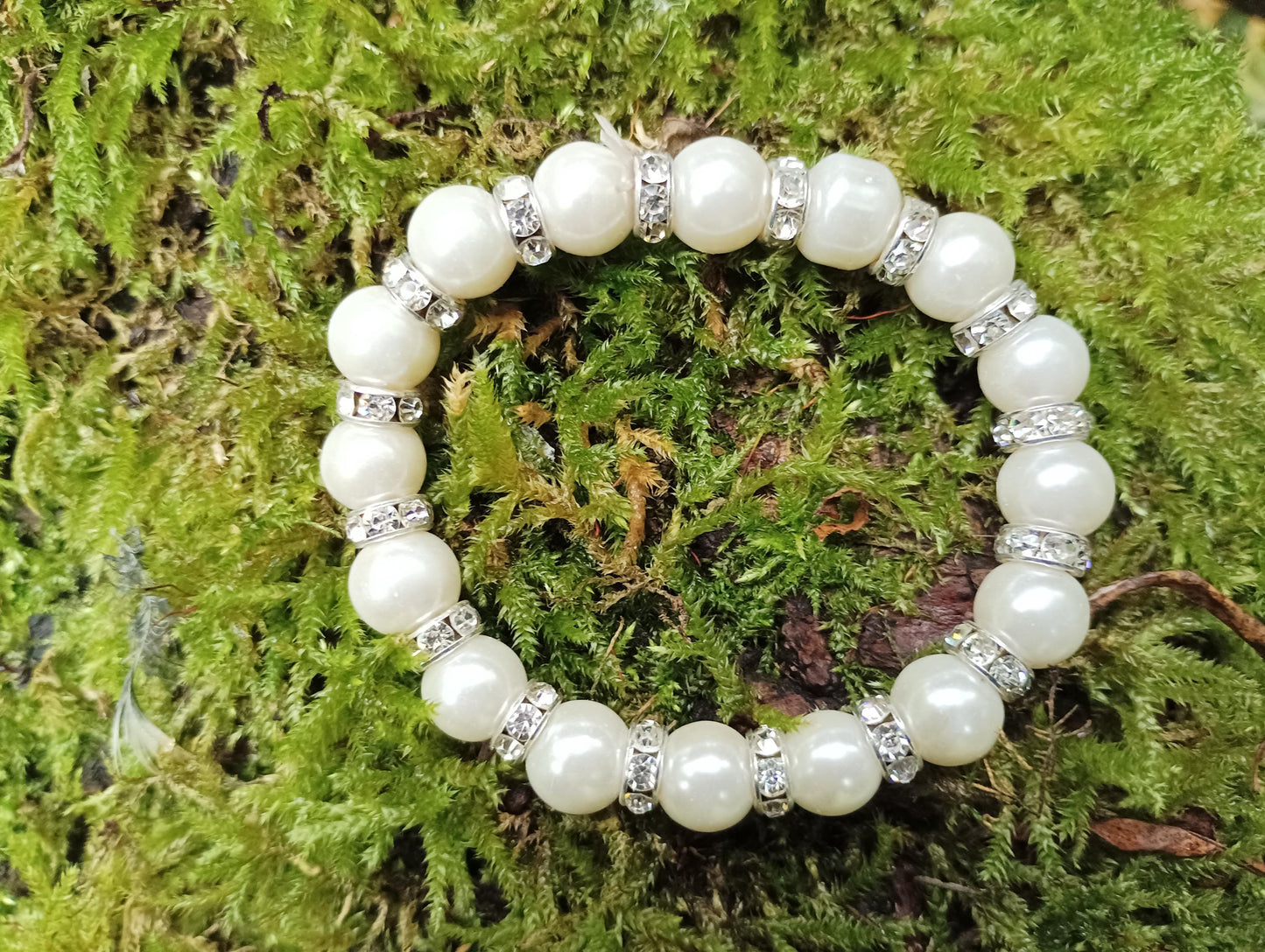 Vintage Faux Pearl Diamante Bracelet: 1990s Elasticated Jewelry