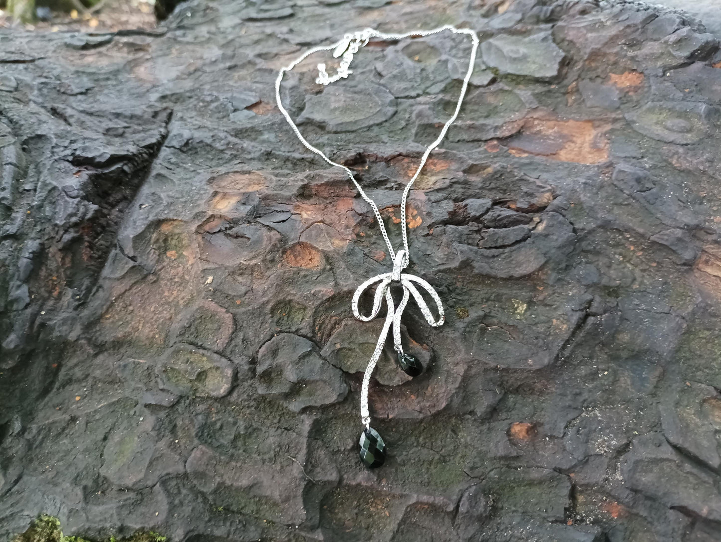 Vintage Silver Plated Diamante Bow Necklace: Black Glass Pendant, Gothic Fashion