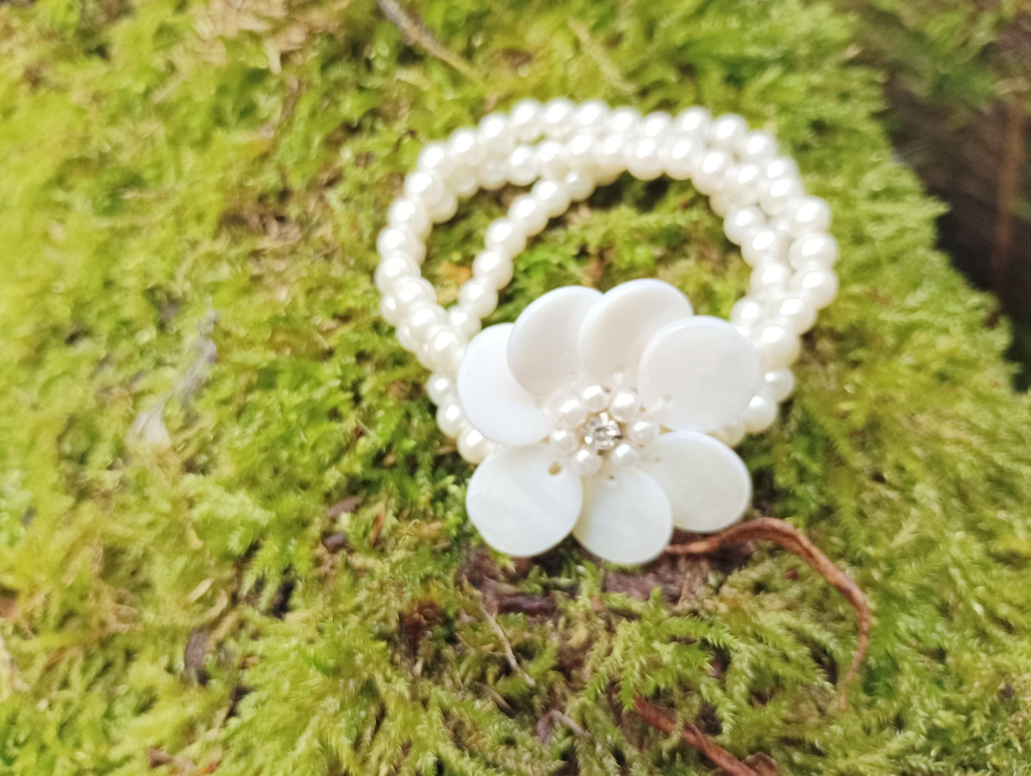 Vintage Faux Pearl Bracelet: MOP Flower, Diamante Bridal Jewelry