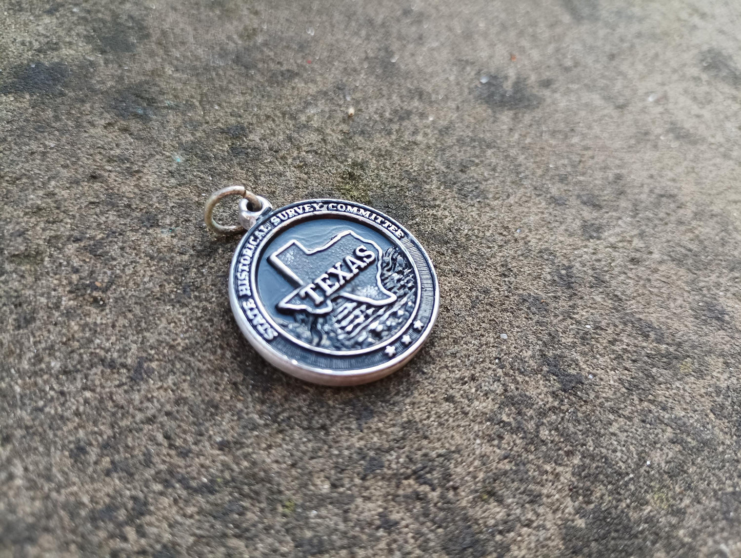 Vintage Texas Historical Survey Committee Medal - Patriotic Charm Pendant