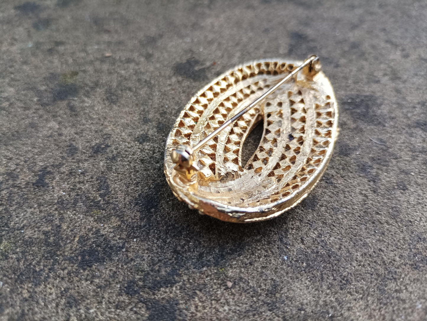 Vintage Gold Plated Brooch: Faux Pearl & Peridot Costume Jewelry