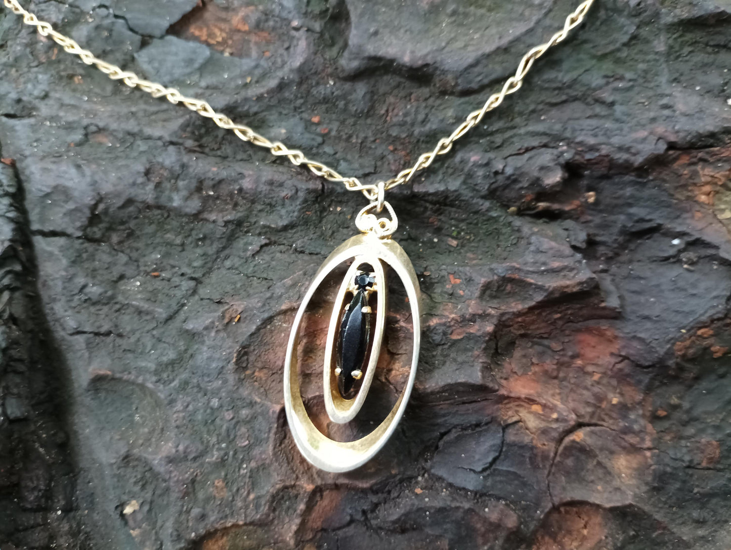 Antique Gold Plated Necklace: Victorian Style Black Stone Pendant