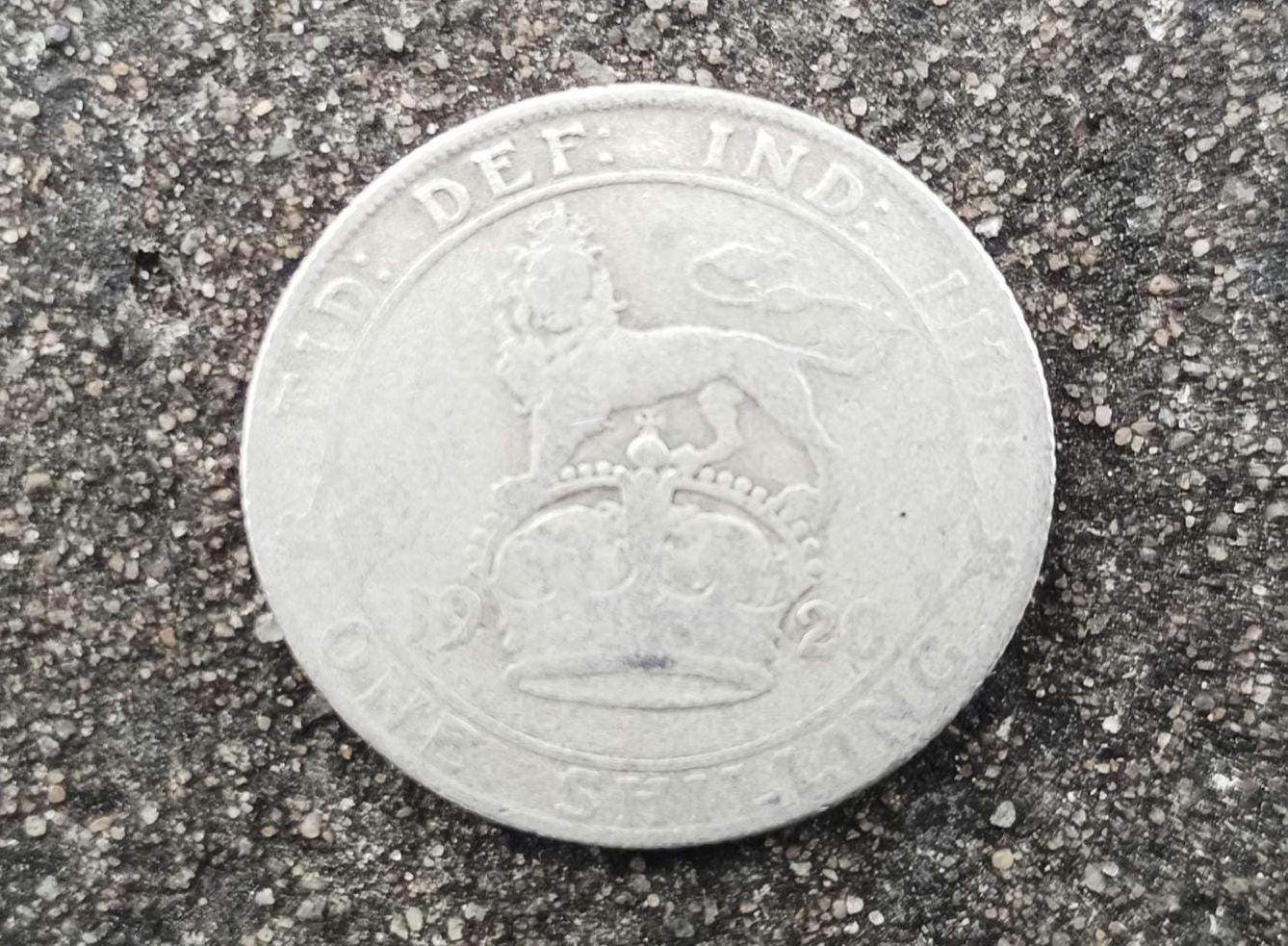 1920 King George V Silver Shilling Coin - British Currency