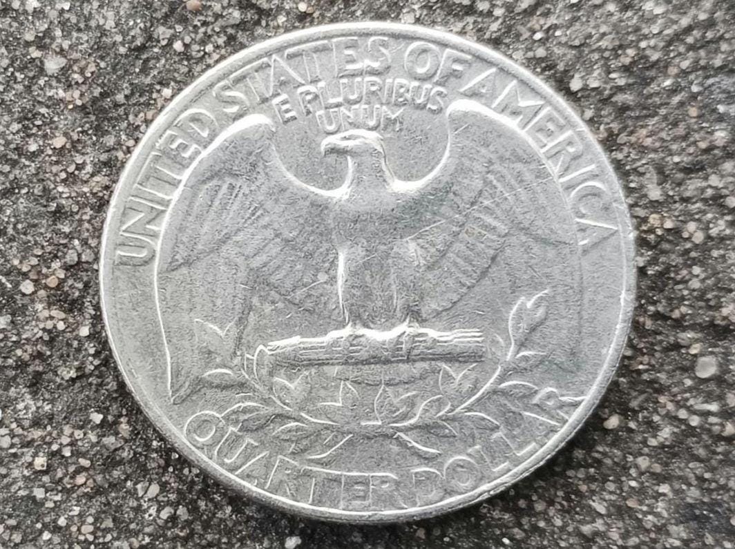 1965 Quarter Dollar Coin: No Mint Mark, USA Currency, Collector's Item