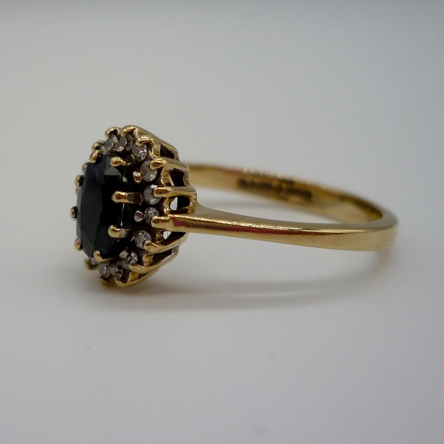 Vintage Sapphire & Diamond Yellow Gold Halo Ring Size 6.25