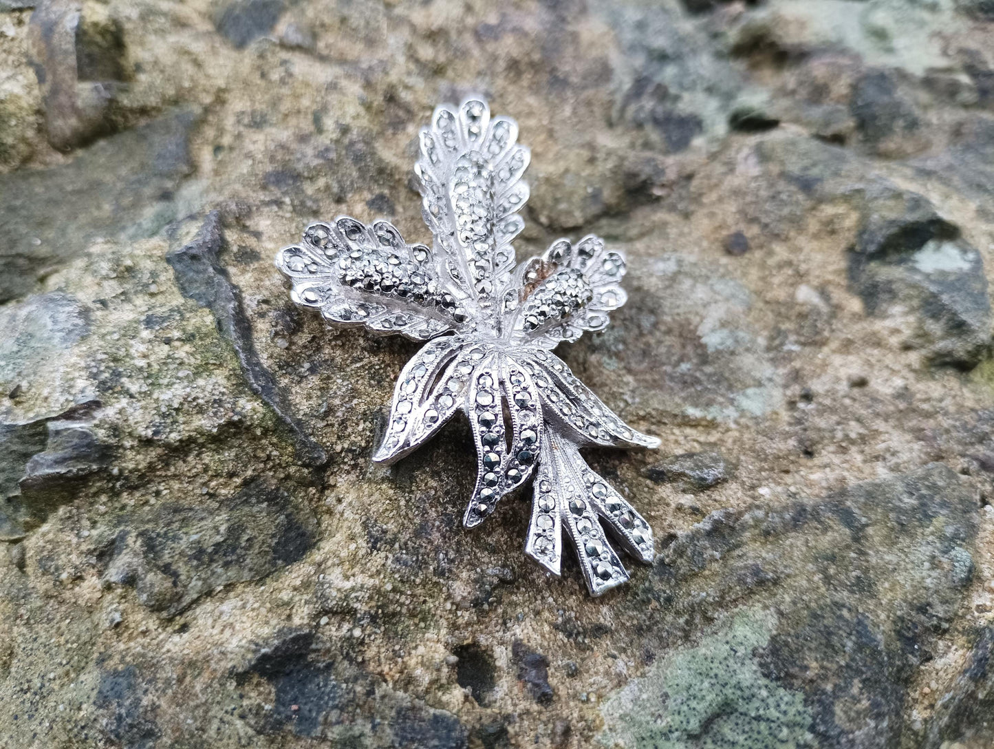 Marcasite  Flower Stem & Bow Brooch