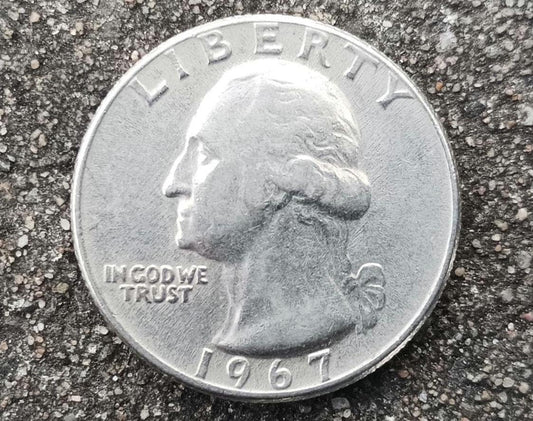1967 Quarter Dollar Coin - No Mint Mark - USA Currency