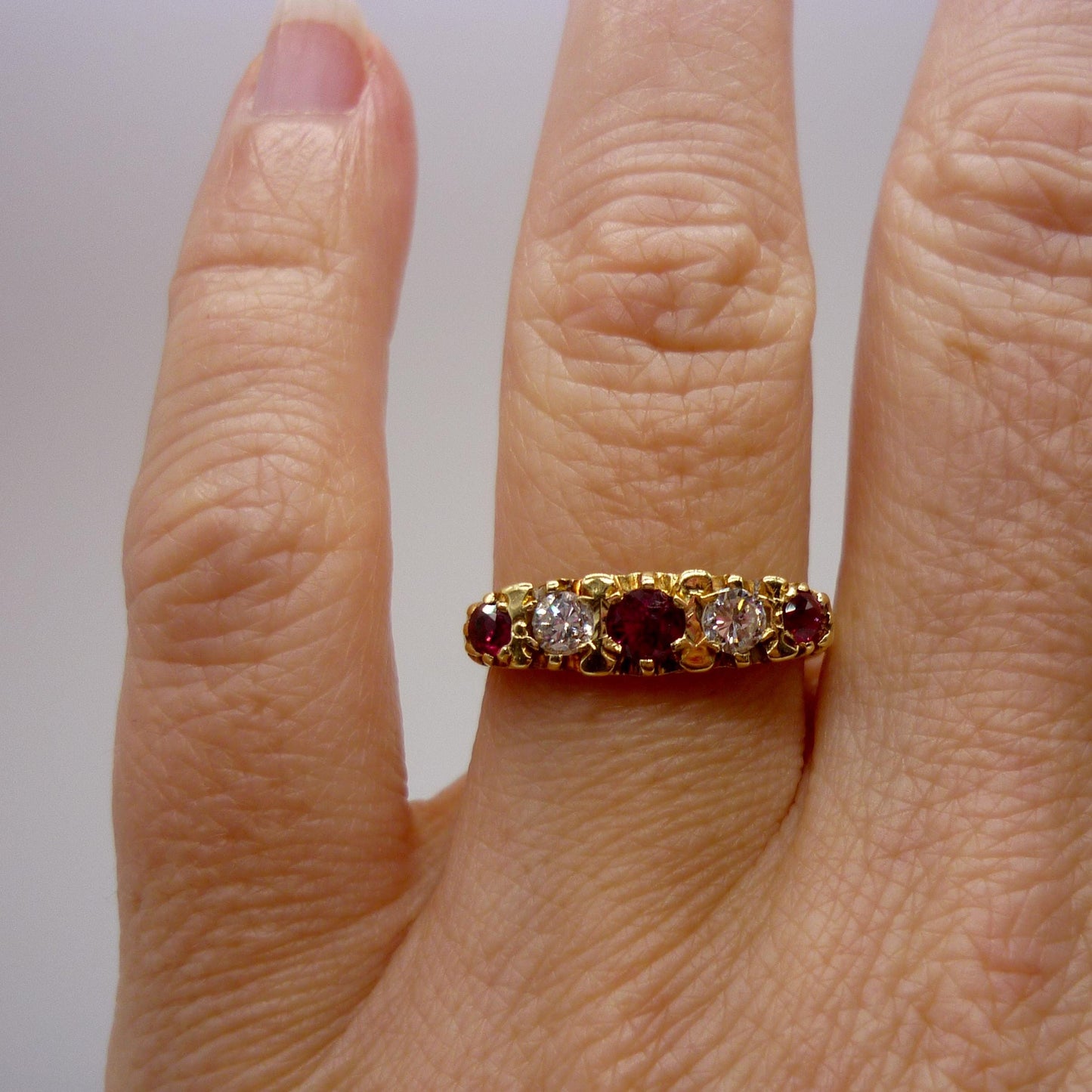 Vintage 18k Gold Ruby & Diamond Ring Size 5.5