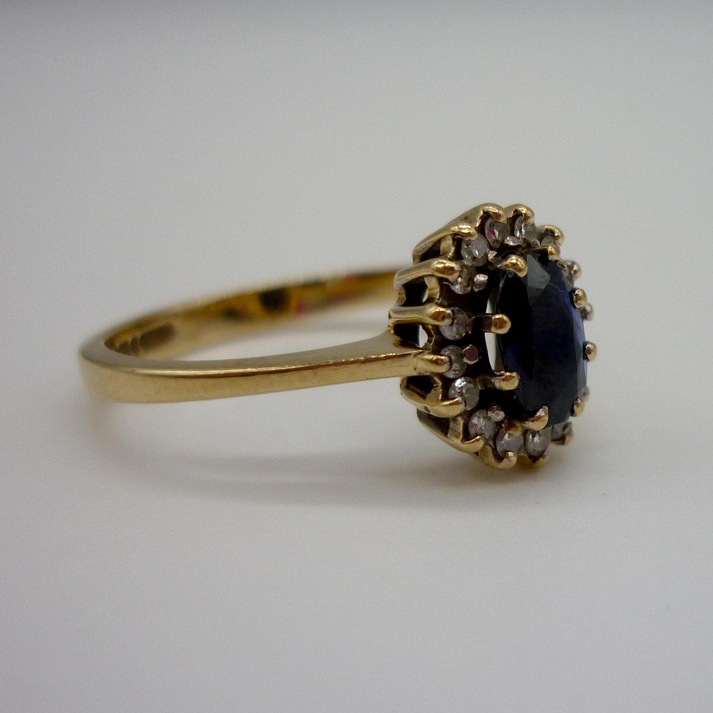Vintage Sapphire & Diamond Yellow Gold Halo Ring Size 6.25