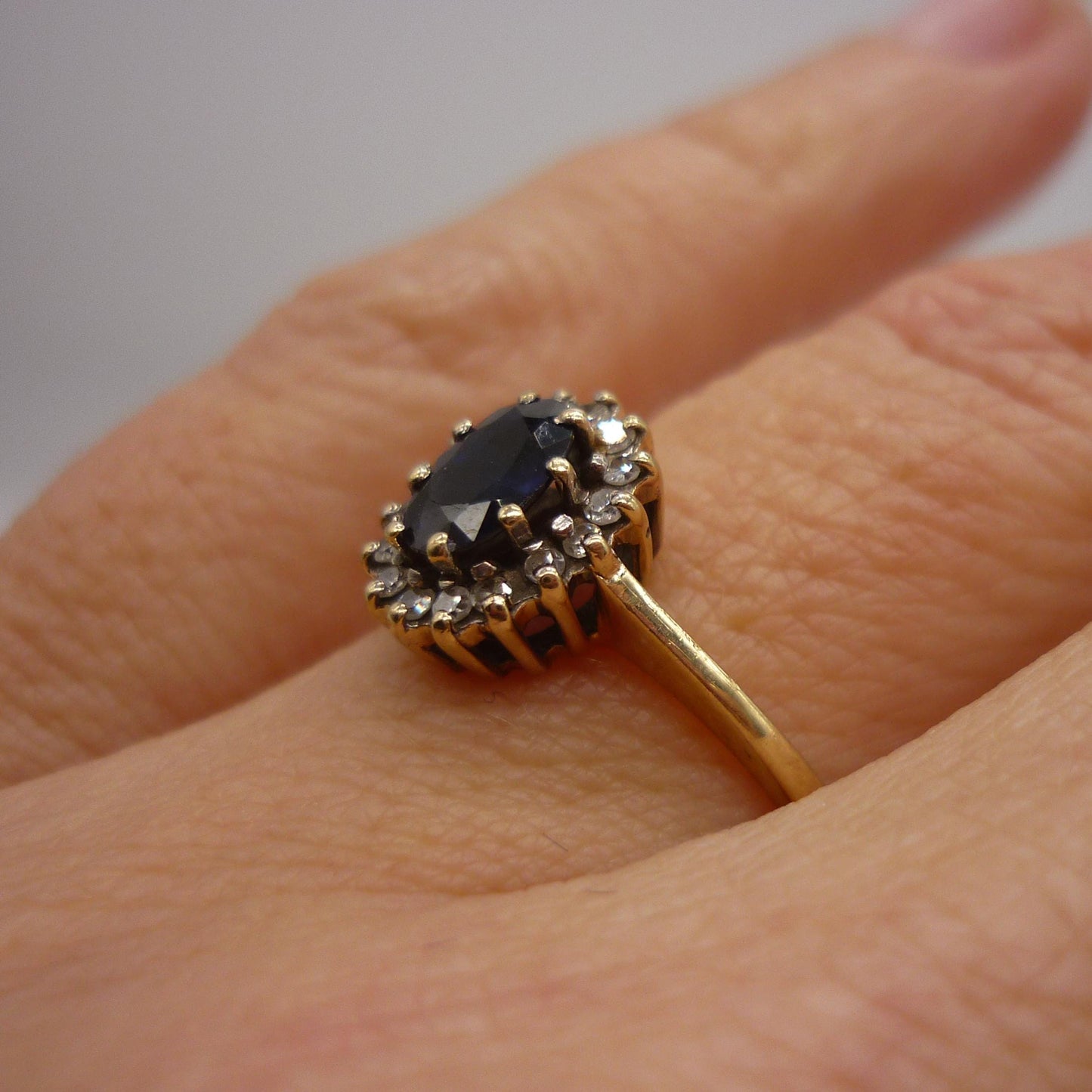 Vintage Sapphire & Diamond Yellow Gold Halo Ring Size 6.25