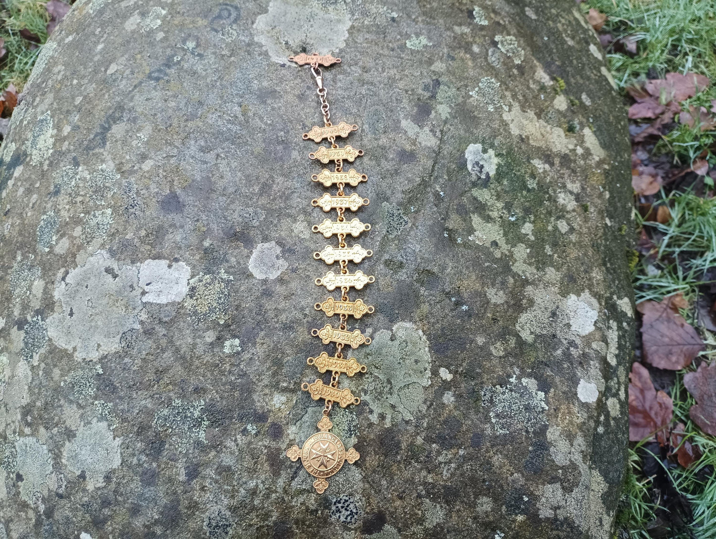 Antique Brass St John Ambulance Medal Chain: WW2 Home Service Award