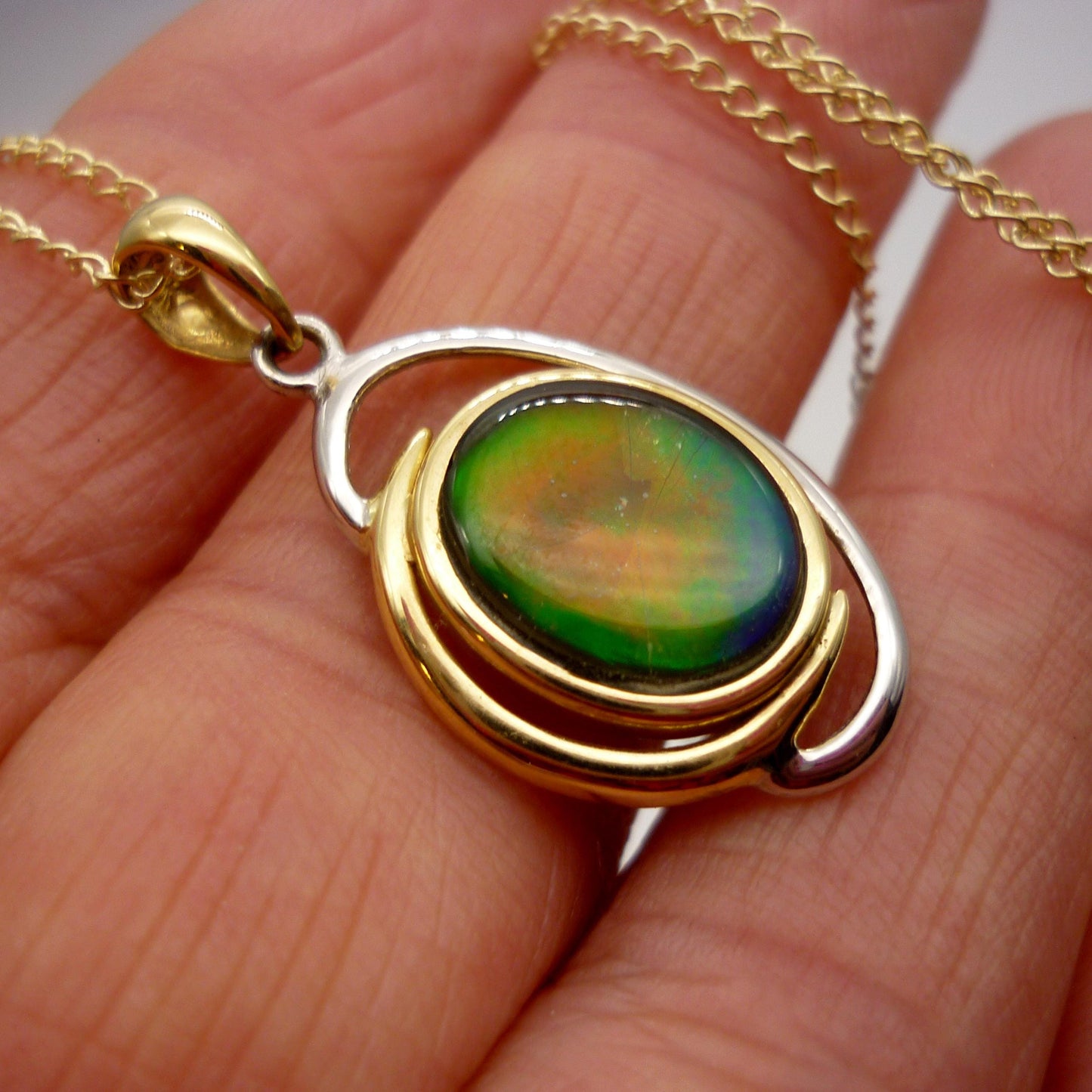 Vintage 14k Ammolite Pendant on Chain, White & Yellow Gold Necklace