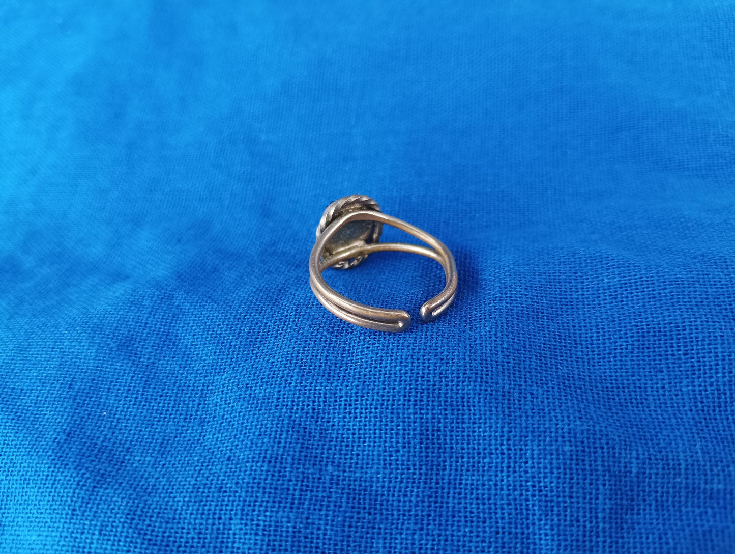 Vintage Victorian Obsidian Cameo Ring: Adjustable Costume Jewelry