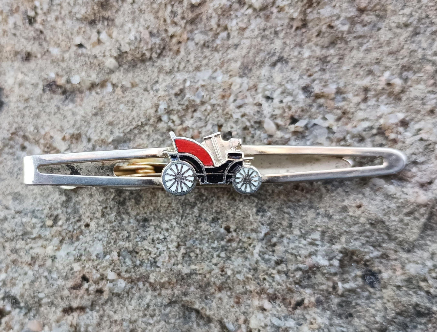 Vintage Stratton Gold Tone Enamel 'Nippy' Car Tie Clip