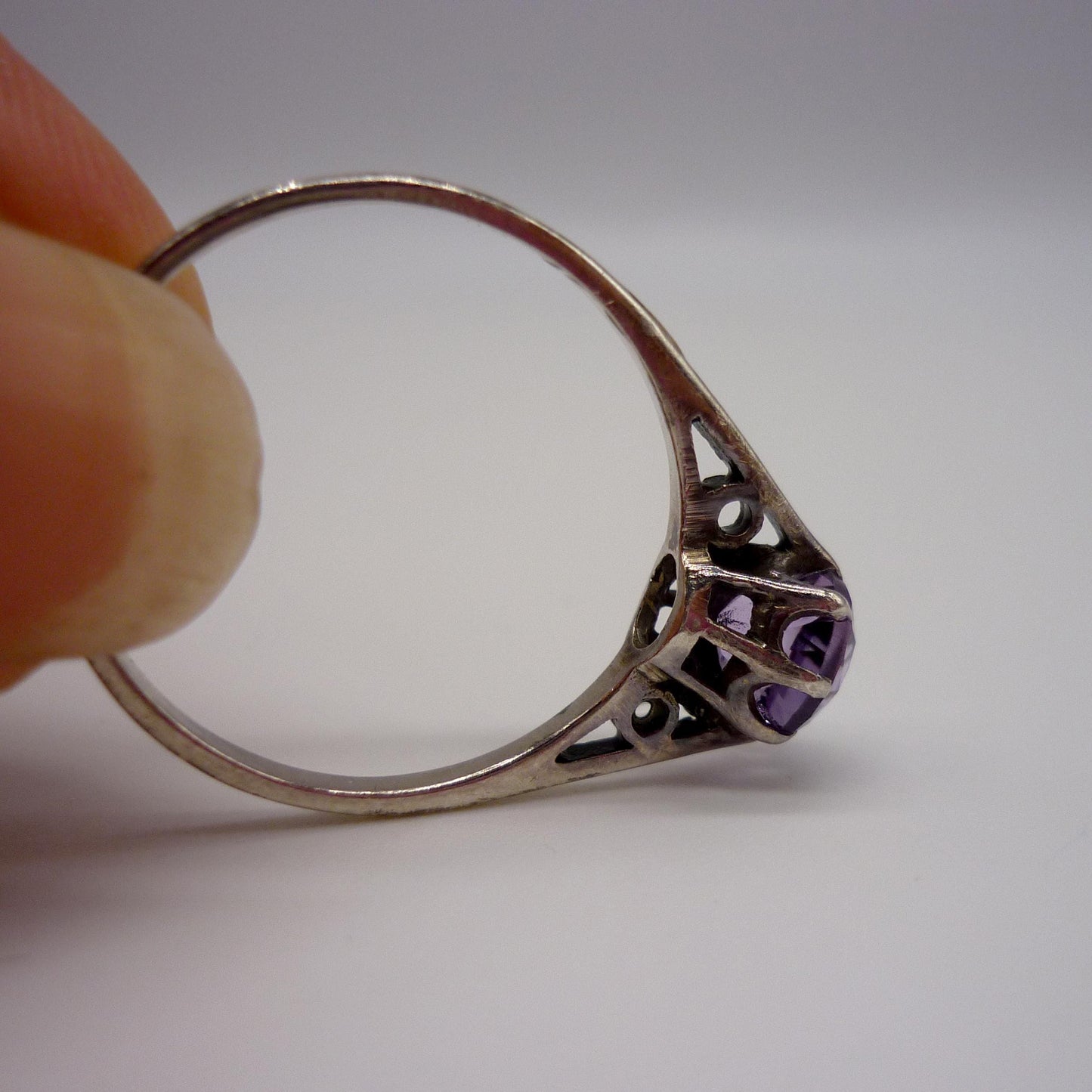 Vintage Silver Amethyst Solitaire Ring Size 8.25