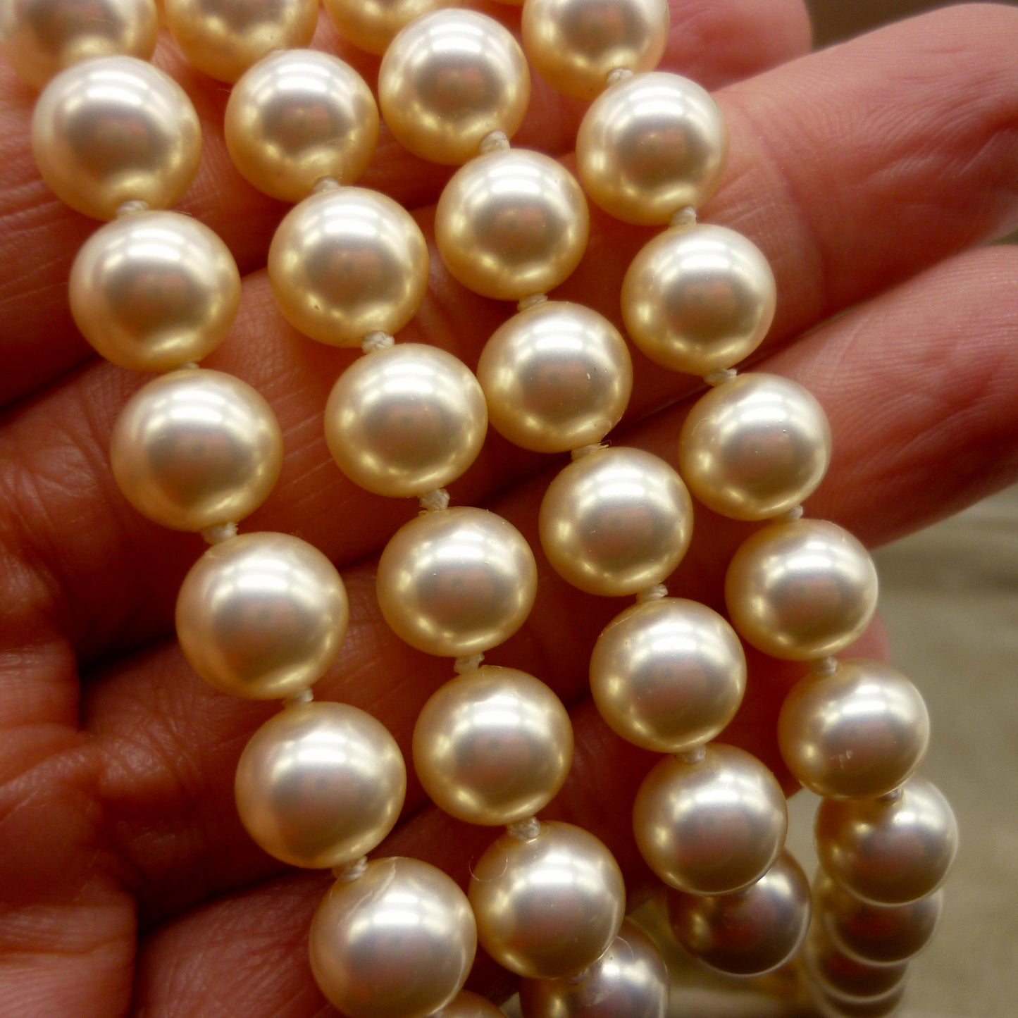 Vintage Dicini Pearl Necklace with Gold Plated Diamante Clasp in Presentation Box