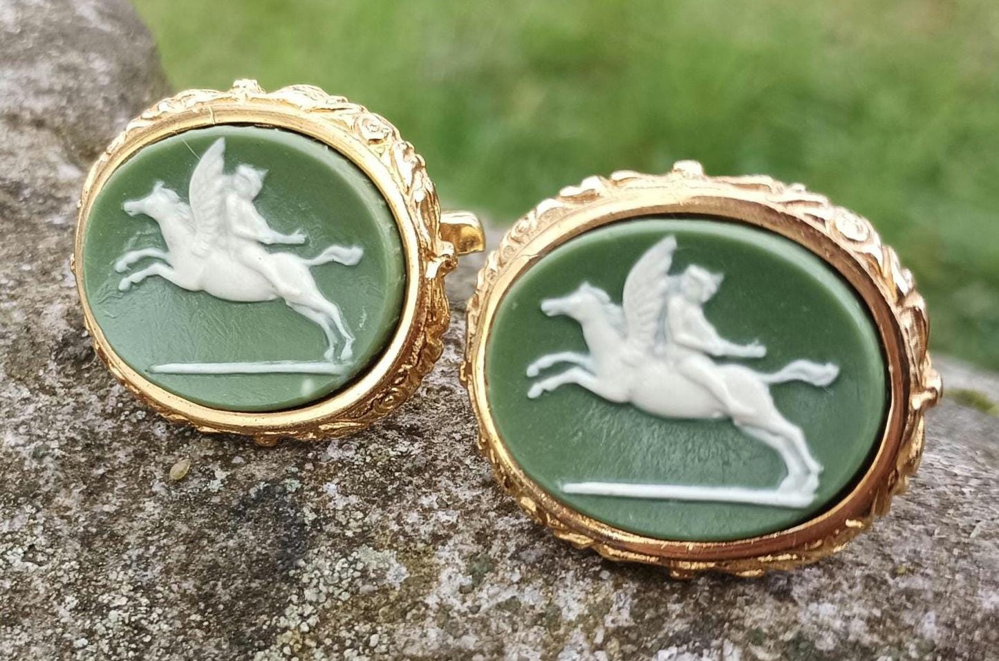 1950s Dante Pegasus Cufflinks: Gold-Plated Greek Mythology Jewelry