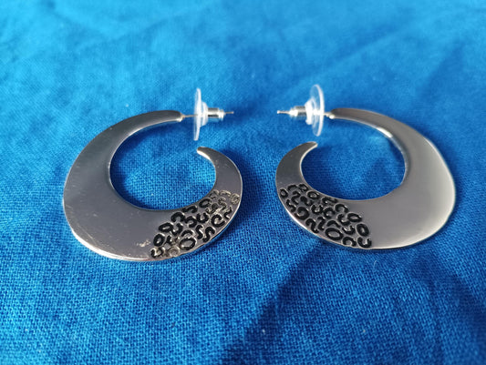 Vintage Silver Tone Crescent Hoop Earrings: Swirl Design, Statement Jewelry