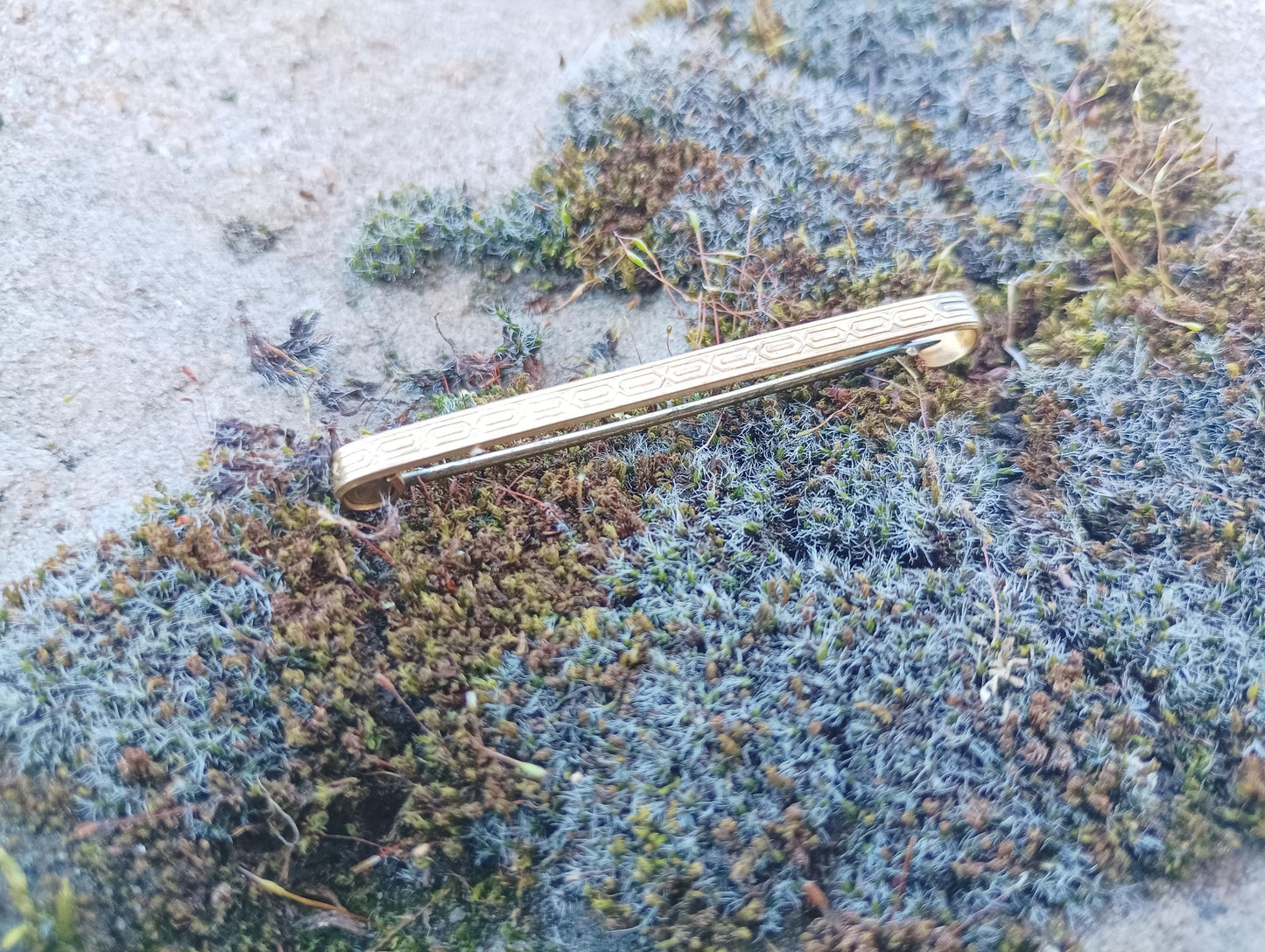 Vintage Gold Tone Bar Brooch: 1920s Lozenge Stock Pin