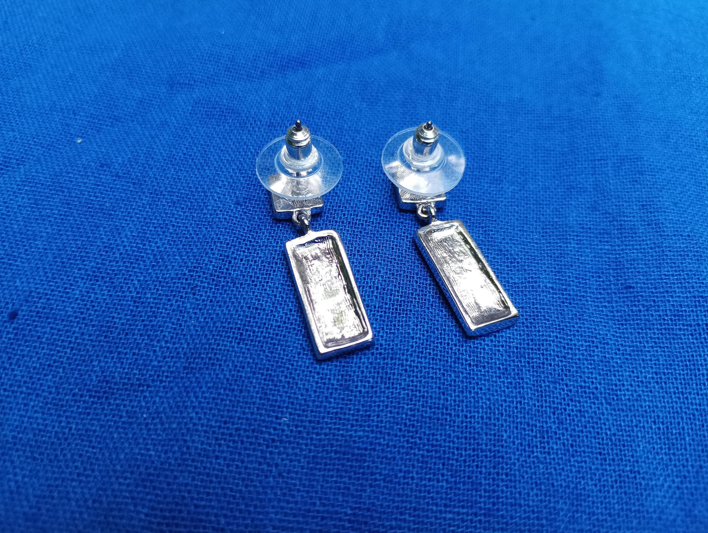 Vintage Black & White Enamel Drop Earrings: 1980s Geometric Jewelry