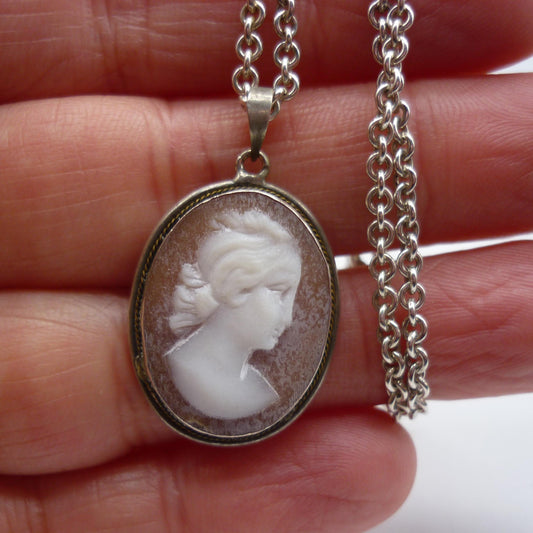 Cameo Necklace, Vintage Shell Cameo Pendant on Chain
