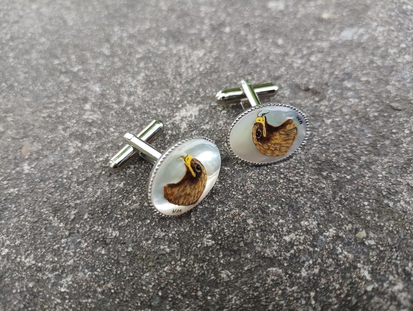 Vintage Hand Painted Eagle Cufflinks: Mother of Pearl Retro Accessory