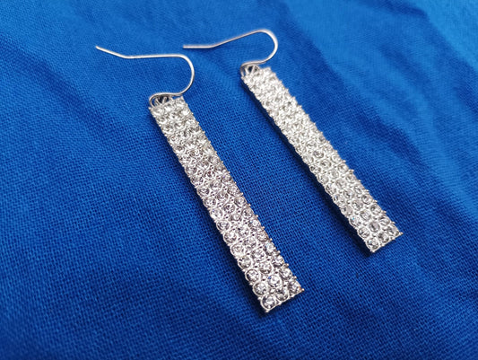 Vintage Rhinestone Dangle Earrings: Silver Tone Diamante Costume Jewelry