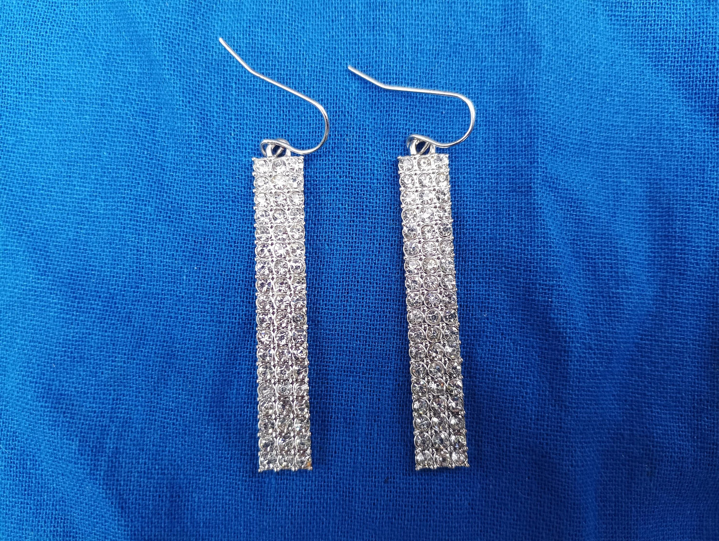 Vintage Rhinestone Dangle Earrings: Silver Tone Diamante Costume Jewelry