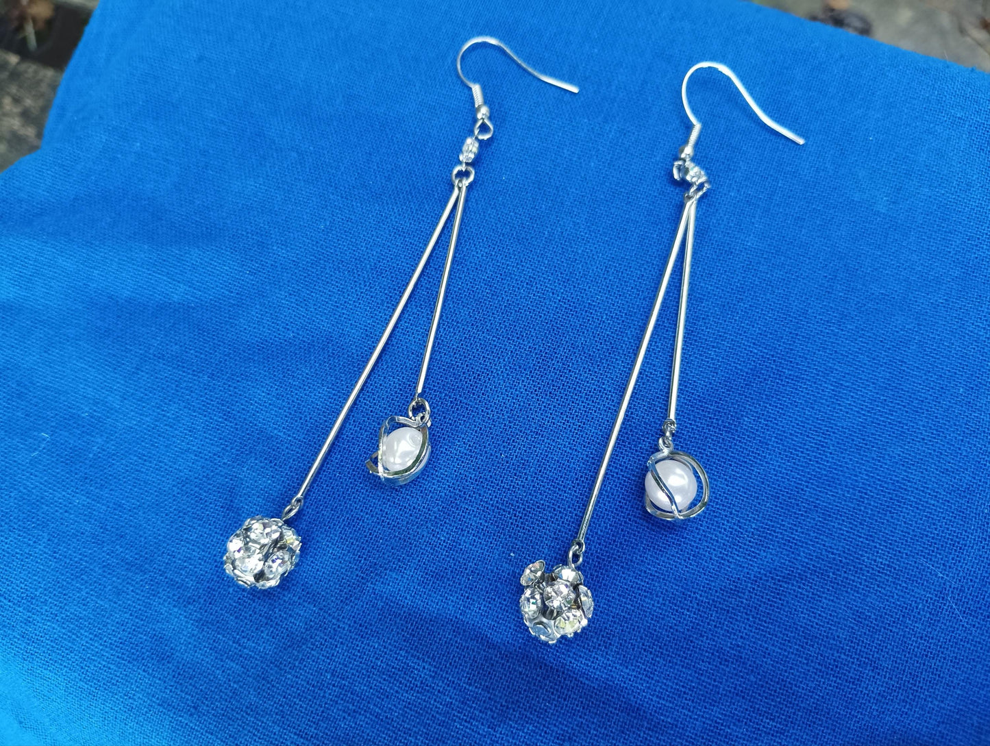 Vintage Diamante & Faux Pearl Drop Earrings: Retro Bar Style