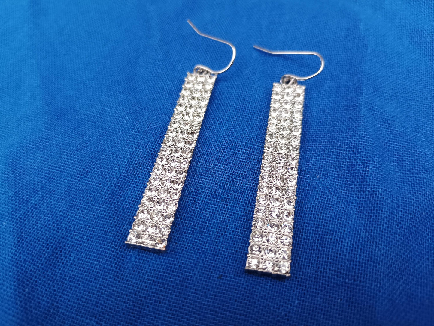 Vintage Rhinestone Dangle Earrings: Silver Tone Diamante Costume Jewelry