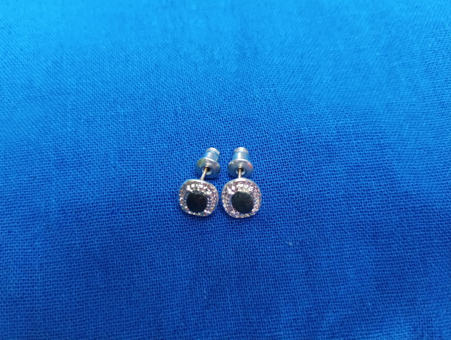 Vintage Silver Plated Sapphire Stud Earrings: Elegant Oval Costume Jewelry