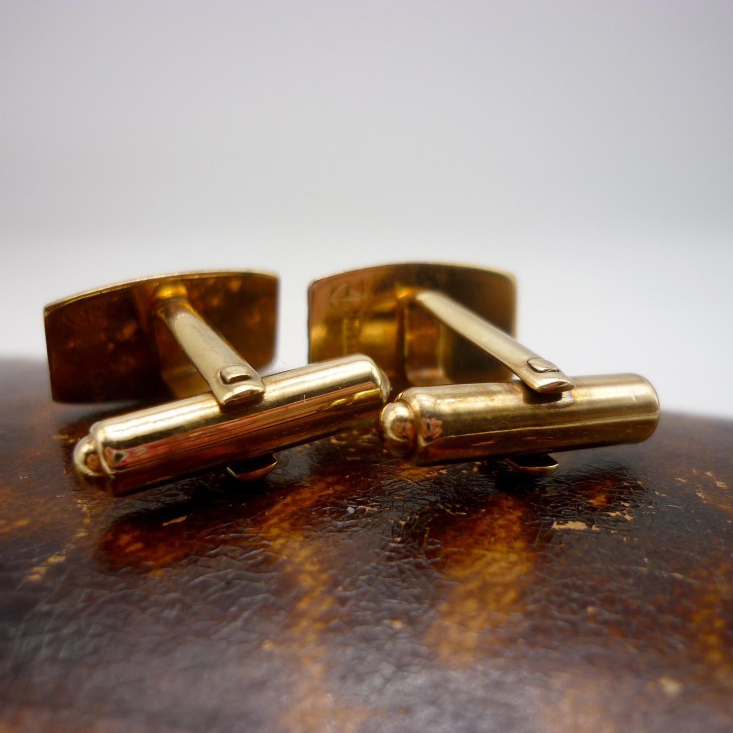 Engine Turned Solid 9k Gold Cufflinks, Vintage London 1965 Fred Manshaw Cuff Links