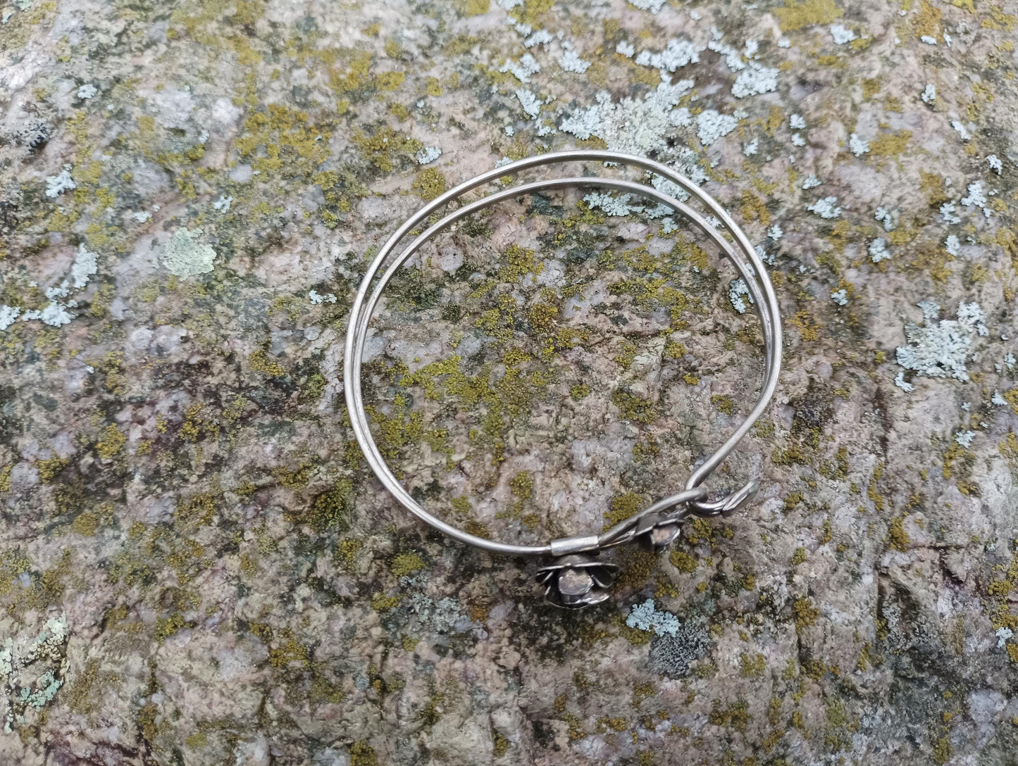 Vintage Silver Tone Floral Hook Bangle