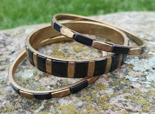 Vintage 1960s Brass and Black Horn Inlaid Bangles For Women