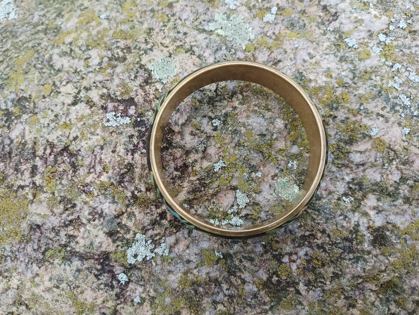 Vintage 1950s Black Enamel Floral Cloisonne Brass Bangle For Women