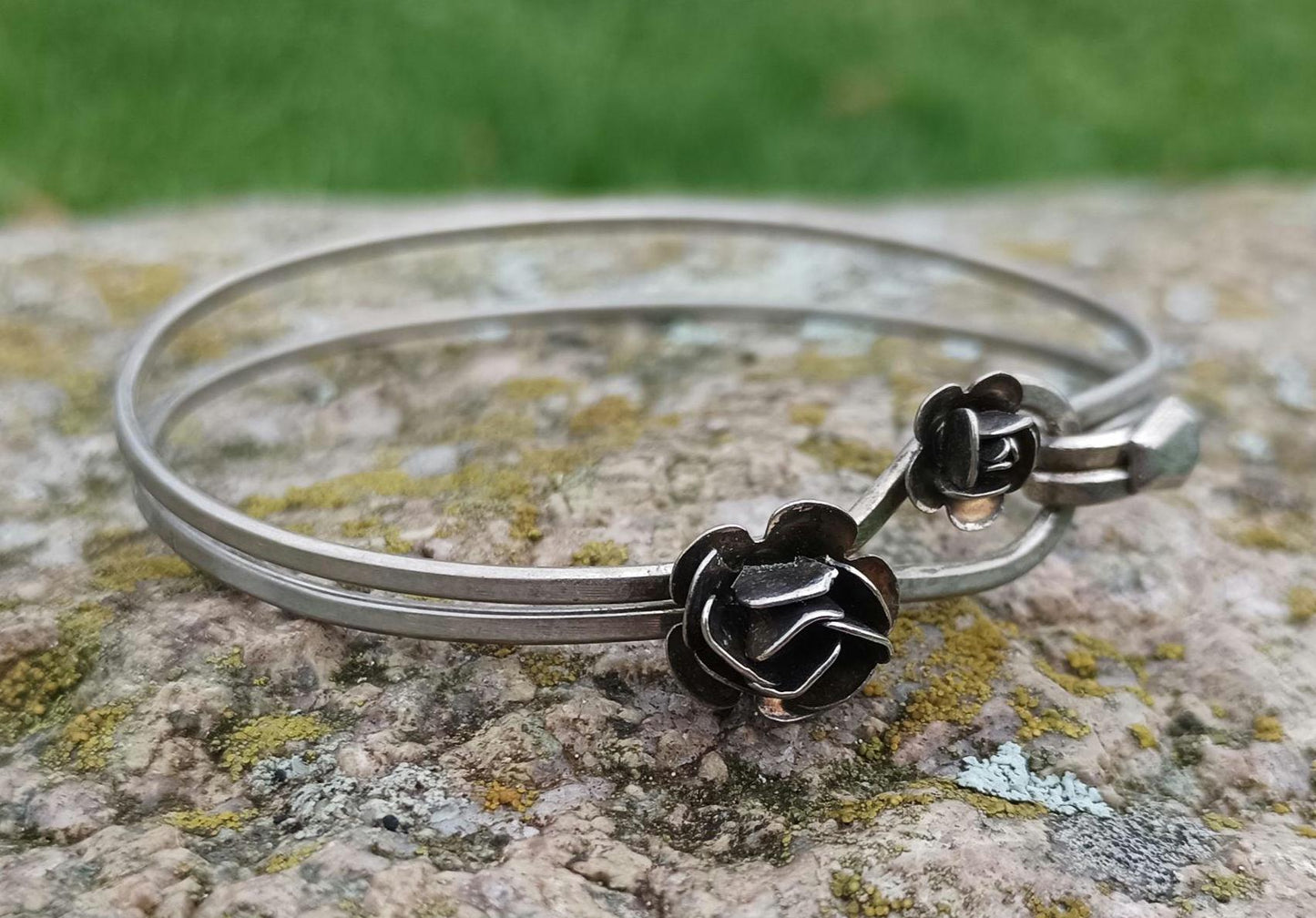 Vintage Silver Tone Floral Hook Bangle