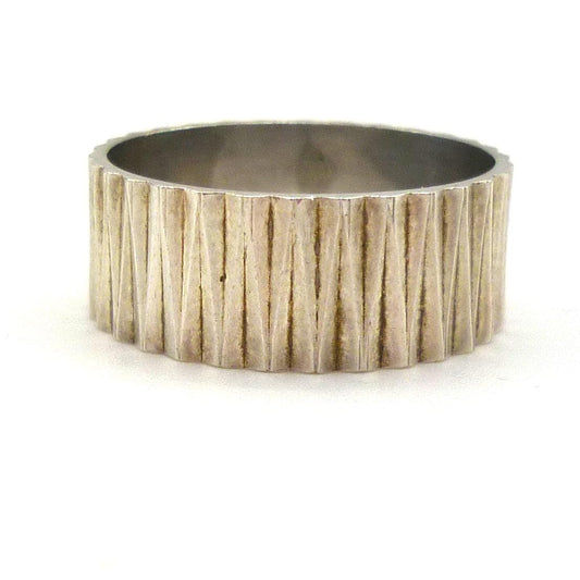 Vintage Silver Band Size 7, Wide Textured Zig Zag Ring