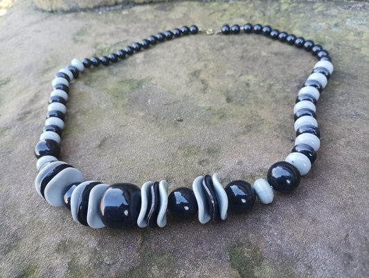 Vintage 1970s Black and Grey Plastic Chunky Statement Bead Necklace
