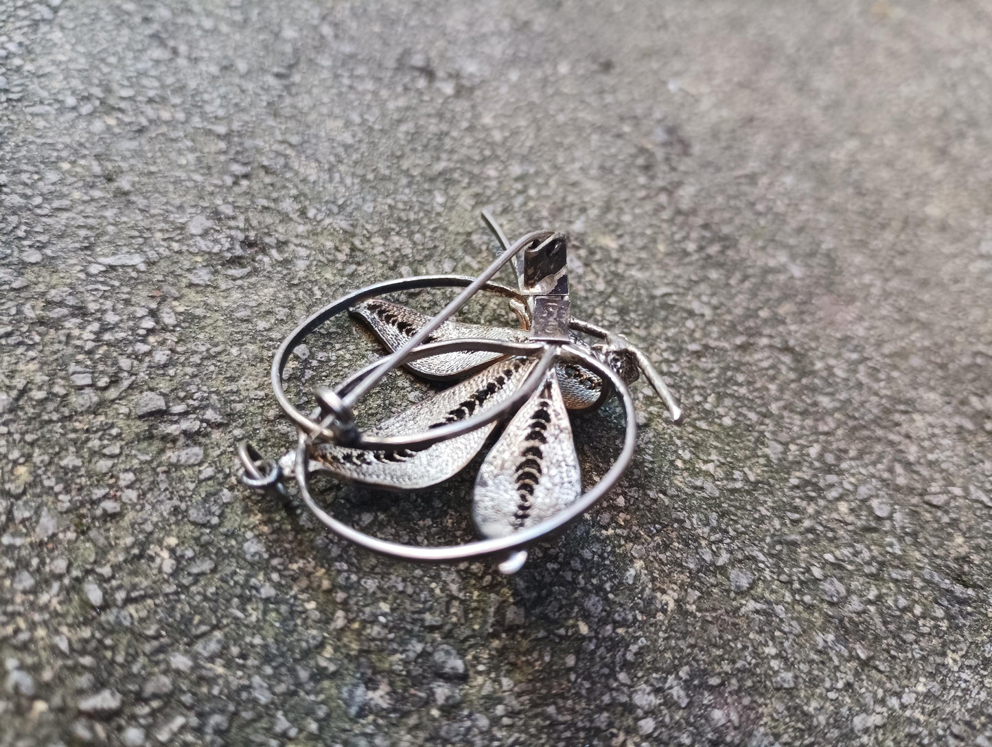 Antique Victorian Solid Silver Filigree Flower Brooch Pendant c.1880–1900