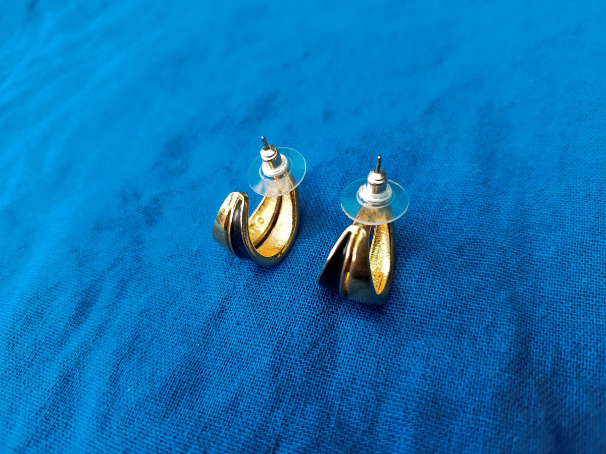Vintage 1980s Monet Gold Plated and Black Enamel Earrings