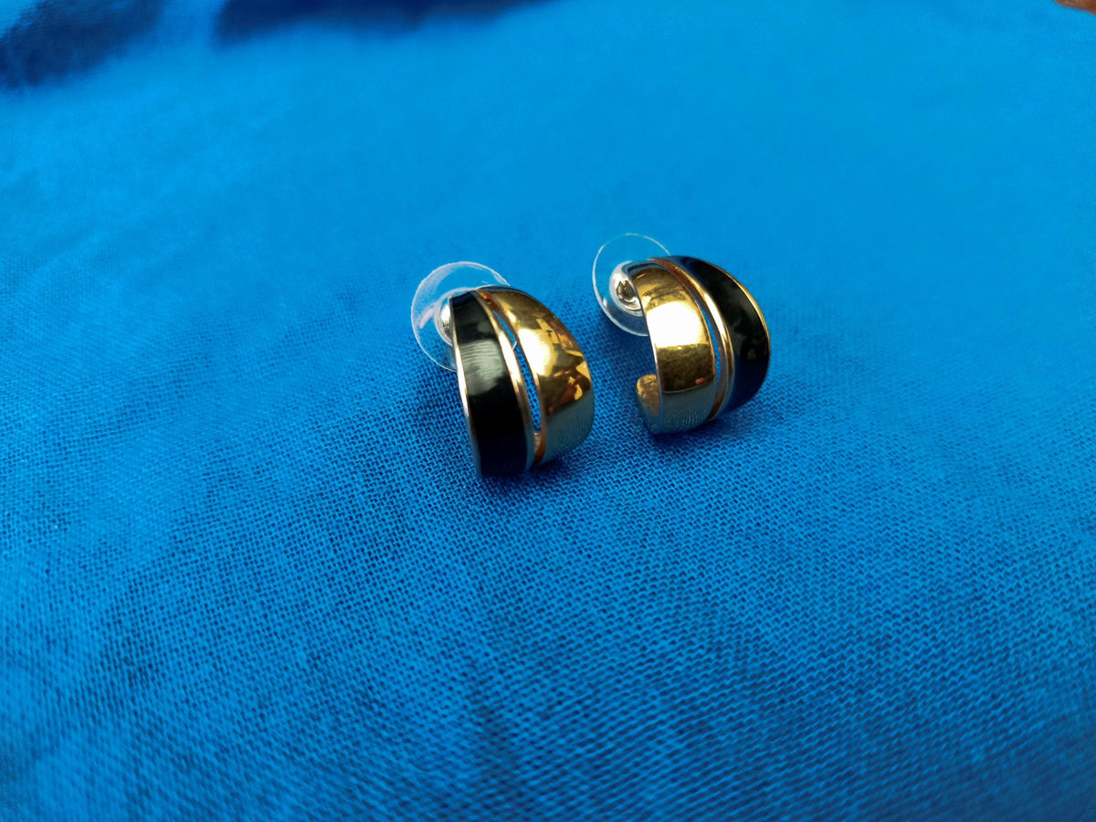 Vintage 1980s Monet Gold Plated and Black Enamel Earrings