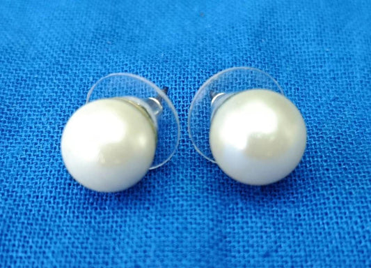 Vintage Mid Century Faux Pearl Stud Earrings